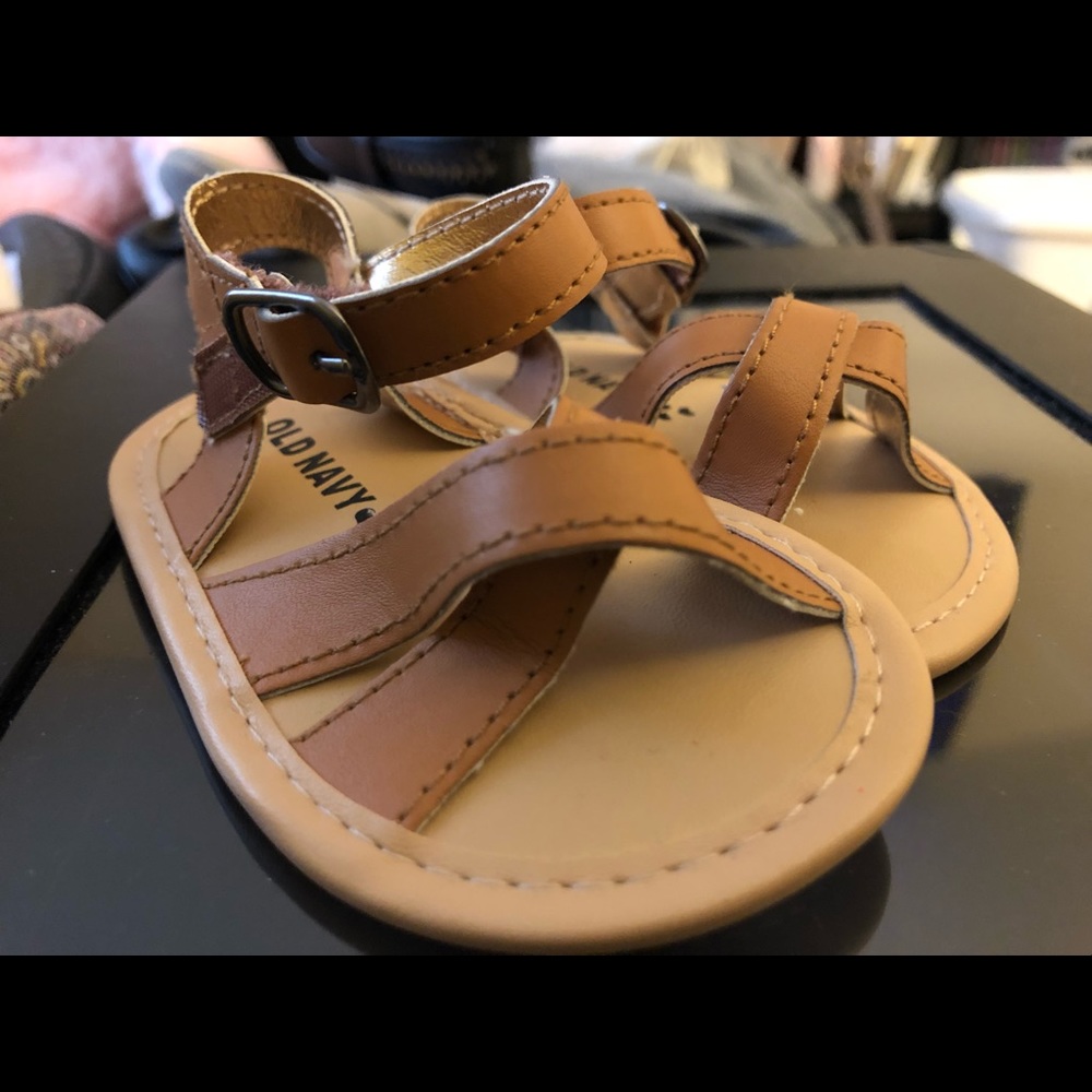 Baby sandals - Picture 2 of 2